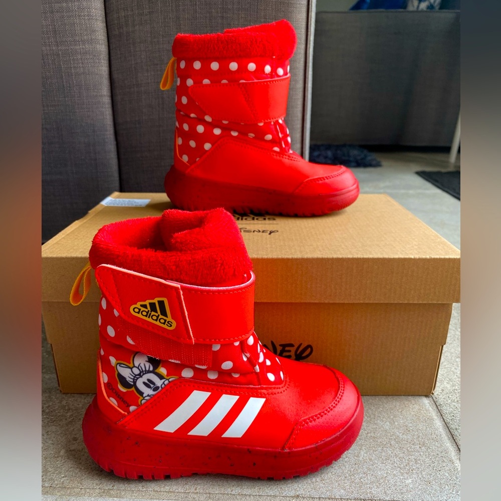 Adidas Disney Winterplay boots